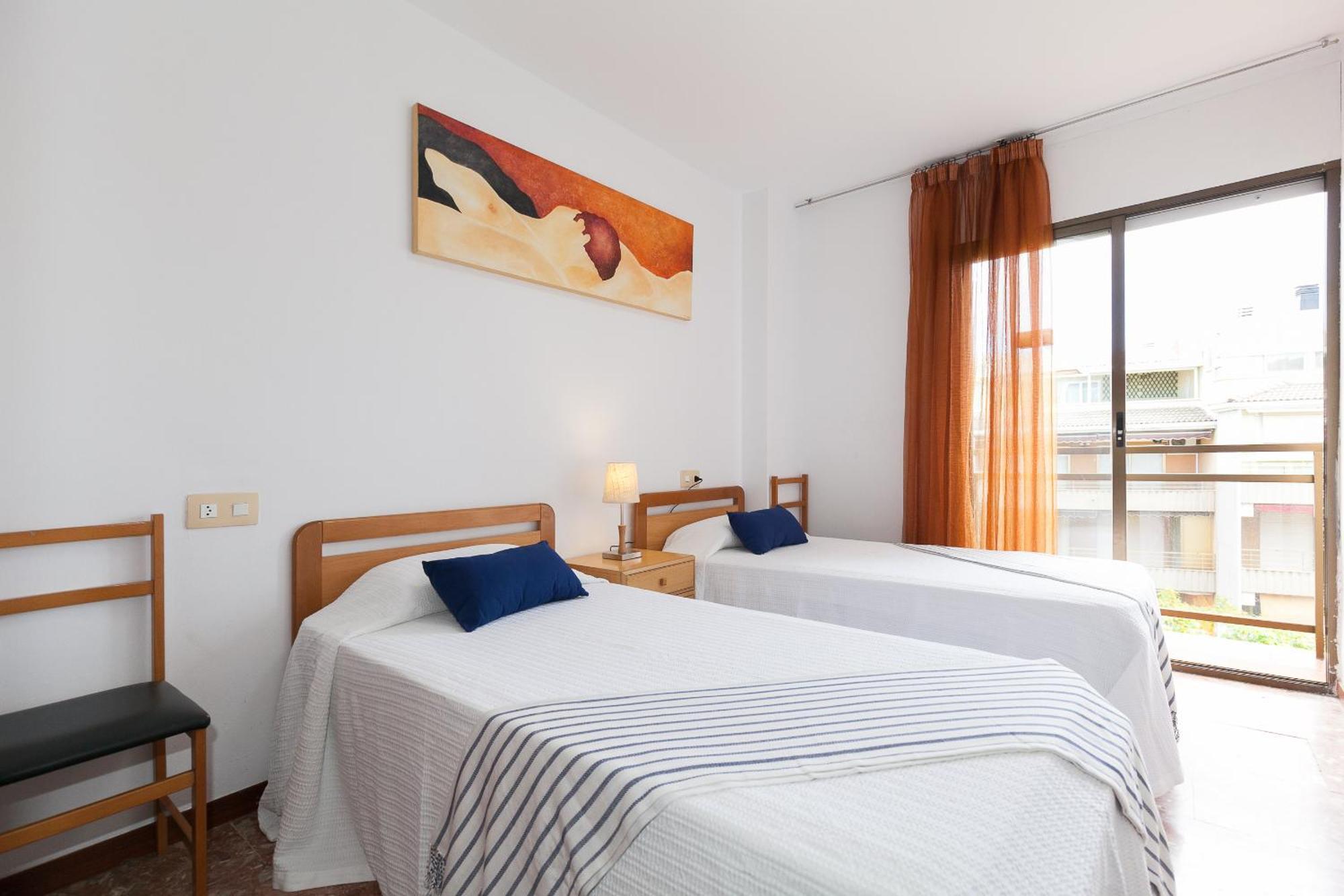 Uhc Casalmar Apartments Салоу Экстерьер фото